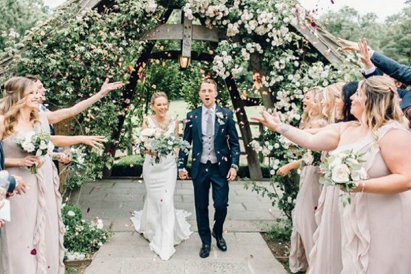 Mơ đi đám cưới đánh con gì - Mơ ra số đẹp chơi cá cược