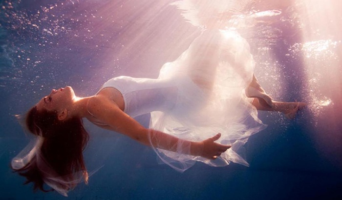 Mơ người chết đánh đề con gì? Giải đáp thắc mắc cùng gi8