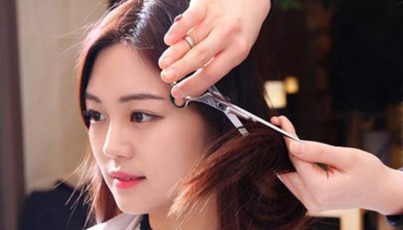 Mơ cắt tóc là điềm báo gì, đánh con mấy? Cùng gi8 nghiên cứu