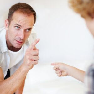 Mơ cãi nhau với bố đánh con gì thì trúng to? Cùng Gi8 giải mã