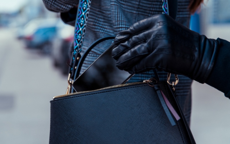 Mơ thấy bắt trộm đánh con gì? Cùng Gi8 giải mã giấc mơ