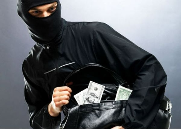 Mơ thấy trộm đánh con gì? Giải mã 7 giấc mơ liên quan