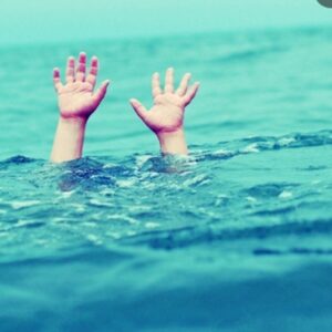 Nằm mơ thấy người khác chết đuối đánh con gì cùng Gi8