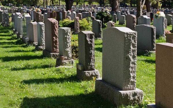 Chiêm bao thấy mộ là xủi xẻo hay may mắn? Gi8 dự đoán nhanh