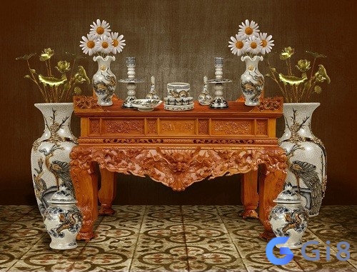 Bàn thờ là nơi linh thiêng Bàn thờ là nơi linh thiêng