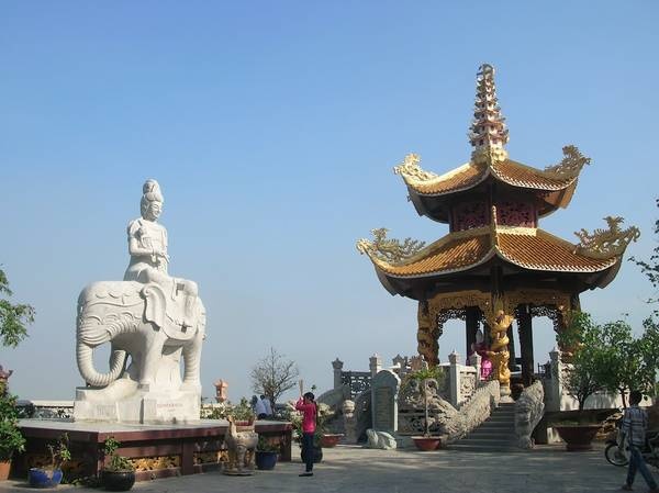 Chiêm bao thấy đi chùa báo hiệu điều gì? Gi8 luận giải