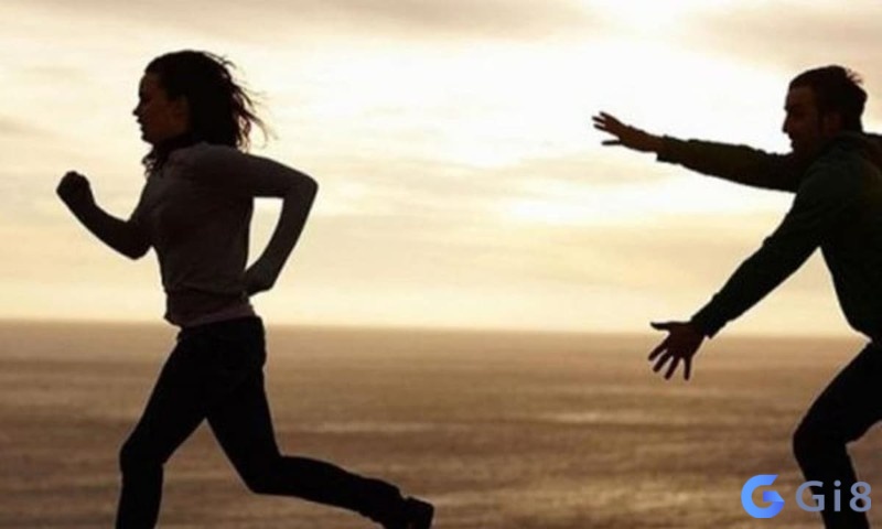 Nằm mơ thấy bị người lạ truy sát là báo hiệu cho những khó khăn sắp đến Nằm mơ thấy bị người lạ truy sát là báo hiệu cho những khó khăn sắp đến