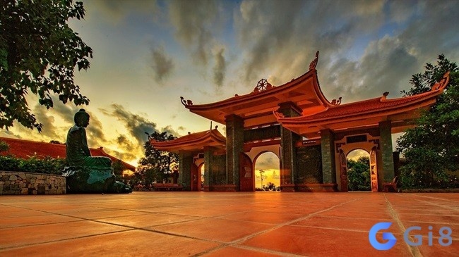 Mơ thấy chùa đánh con gì? Cùng Gi88 dự đoán số đề