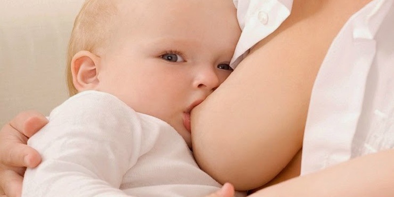 Nằm mơ cho con bú đánh đề con gì, số mấy trúng đậm?