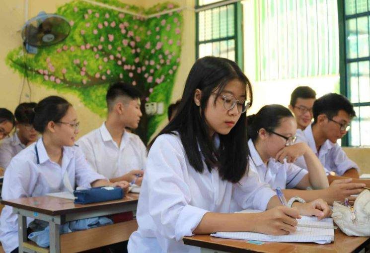 Mơ thấy đi học đánh con gì? Giải mã con số đề tài lộc