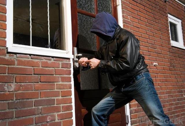 Mơ thấy mất trộm: Giải mã dự báo và con số đề phía sau