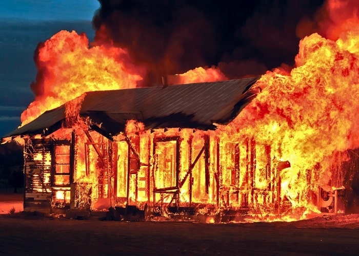 Cháy nhà đánh con gì? Giải mã con số đề cùng Gi88