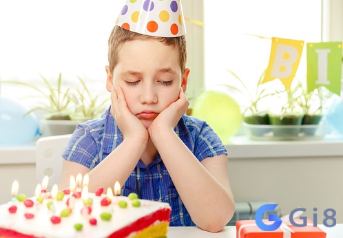Mơ thấy mình khóc trong tiệc sinh nhật là điềm báo bạn đang quá tải mọi thứ Mơ thấy sinh nhật mình và mình đang khóc là điềm báo bạn đang quá tải mọi thứ