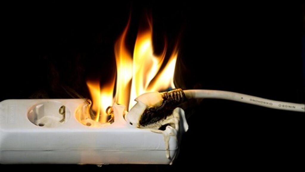 Nằm mơ thấy chập điện cháy đánh đề số mấy tài lộc?