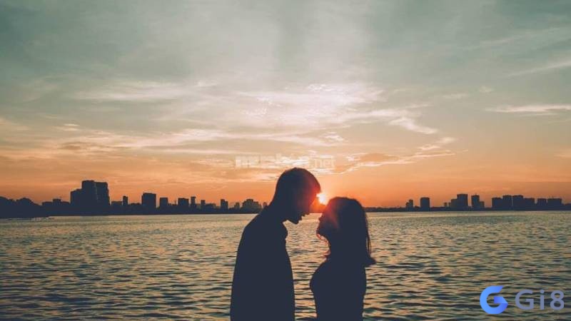 Mơ thấy hôn crush là điềm báo cho chặng đường phát triển của bạn Mơ thấy hôn crush là điềm báo cho chặng đường phát triển của bạn
