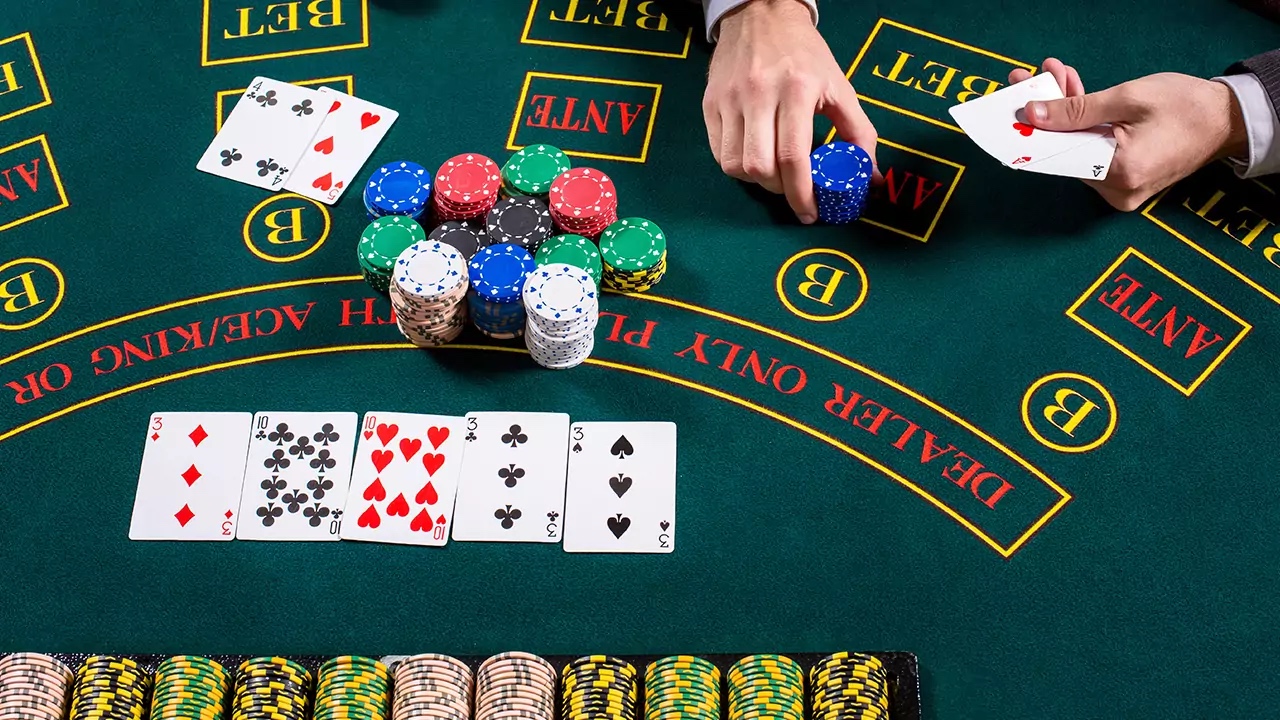 Cách chơi poker cho người mới - Hướng dẫn chuẩn xác nhất Cách chơi poker cho người mới - Hướng dẫn chuẩn xác nhất