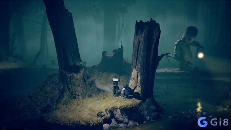 Game Little Nightmares II với Mono giữa khu đất trống