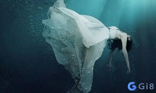 Mơ thấy mình chết đuối nhưng sau đó được cứu là một điềm báo quý nhân phù trợ