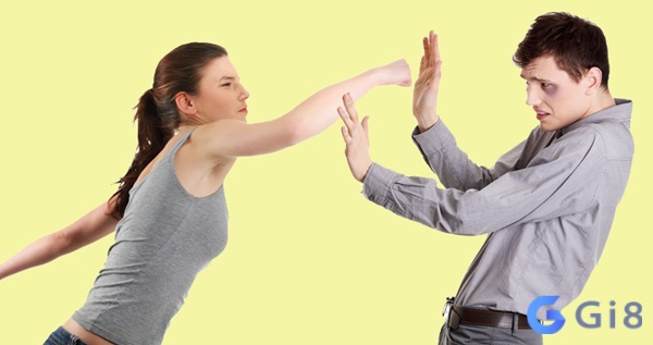 Nằm mơ thấy vợ đánh chồng và chồng không phản kháng nhắc bạn rằng nhẫn nhịn không có nghĩa là im lặng mãi mãi