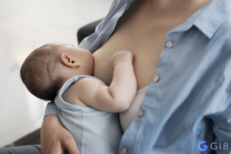 Theo phong thủy thì nằm mơ thấy mình cho con người khác bú là hành động đại diện cho việc chia sẻ nguồn năng lượng